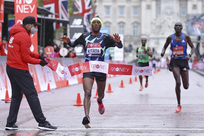 Finisz maratonu w Londynie 2020