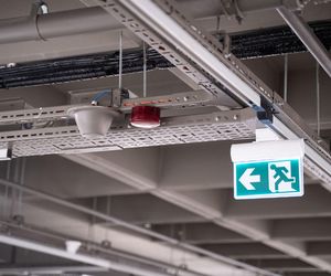 Gdzie jest wymagane oświetlenie awaryjne?