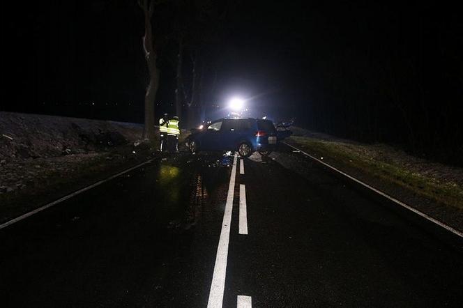 BMW 20-letniego Roberta rozpadło się na dwie części