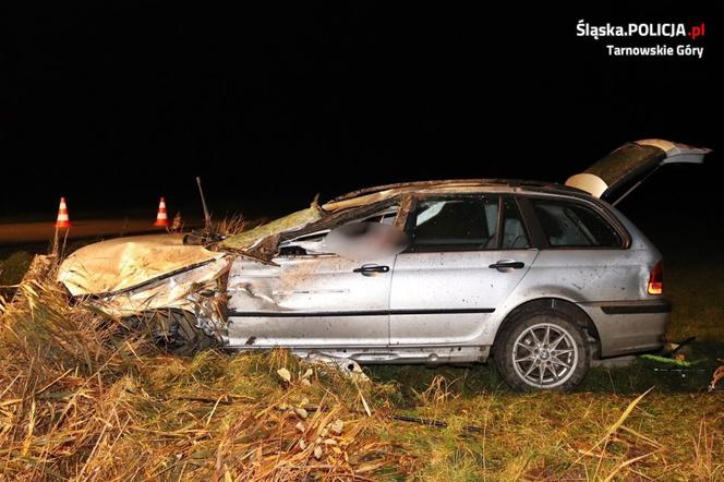 Wypadek BMW pijanego 23latka z zakazem prowadzenia