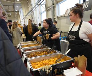 Ogromne kolejki pod i w Targach Lublin! Wszyscy chcieli spróbować smakołyków z całego świata! [GALERIA]