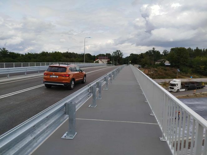 Nowy wiadukt na A2 w ciągu ul. Domanickiej w Siedlcach jest już otwarty i przejezdny
