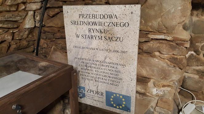 Piwnice Domu na Dołkach w Starym Sączu. Powstanie tu nowa wystawa