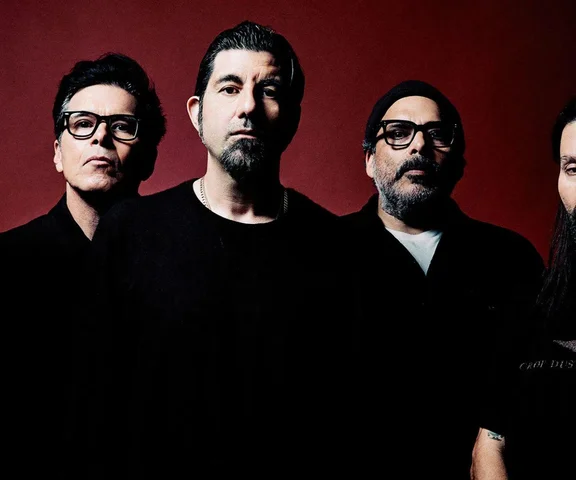 Najlepsze albumy 2025 roku według Billboardu. Ile rockowych krążków znalazło się w zestawieniu?