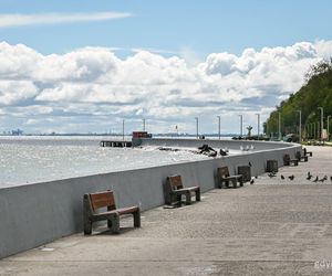 Bulwar w Gdyni w nowej odsłonie. Zakończono remont tuż przed wakacjami [GALERIA]