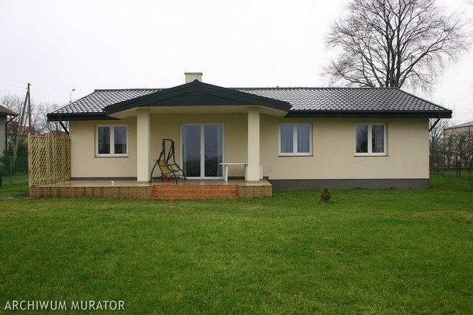 Domy parterowe - jak na jednym piętrze zaplanować salon, sypialnię i... kotłownię?