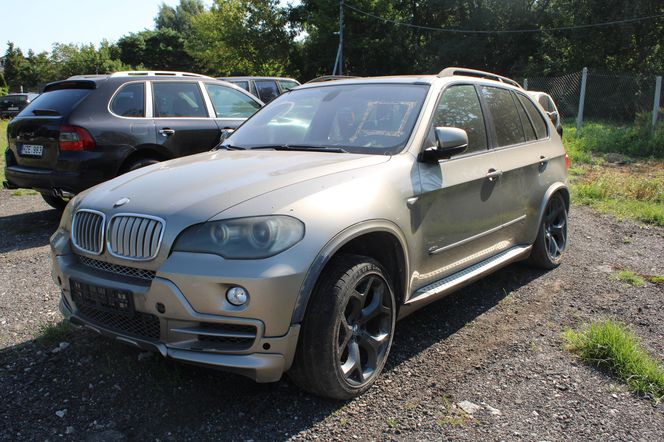 Porsche Cayenne za 7 tysięcy? Takie okazje tylko w Łodzi!