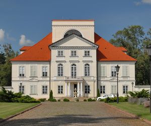 Pałace na licytacjach komorniczych. Ceny od 2 do 11 milionów złotych, chętnych brak