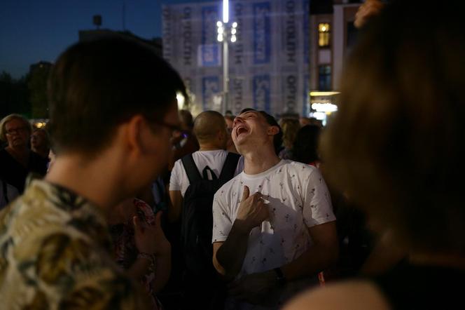 Potańcówka przed Teatrem Śląskim w Katowicach