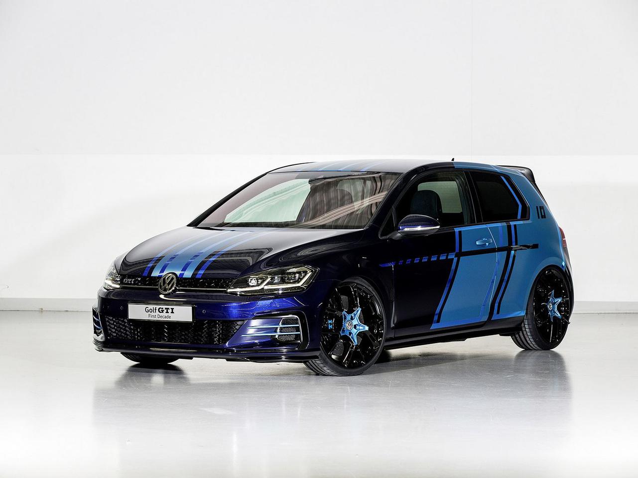 Volkswagen Golf GTI First Decade Concept