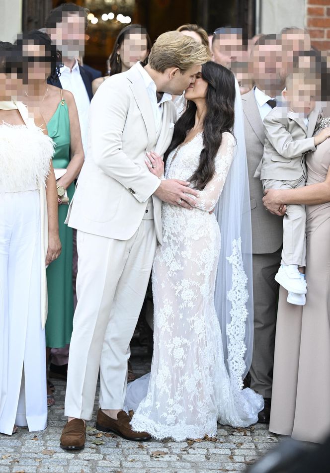 Roxie Węgiel krytykuje obyczaje komunijne