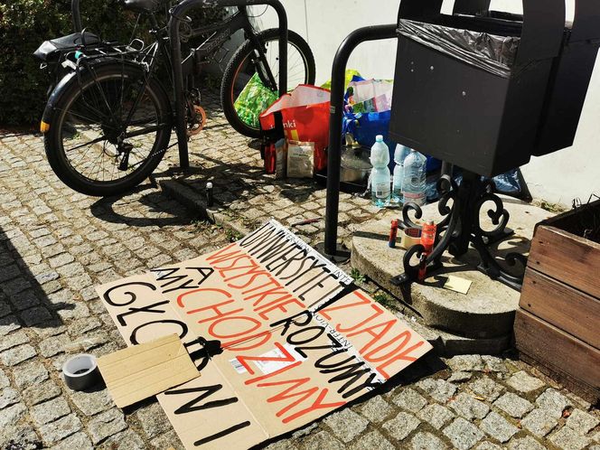 Bunt studentów na UW. Okupują siedzibę samorządu na Krakowskim Przedmieściu