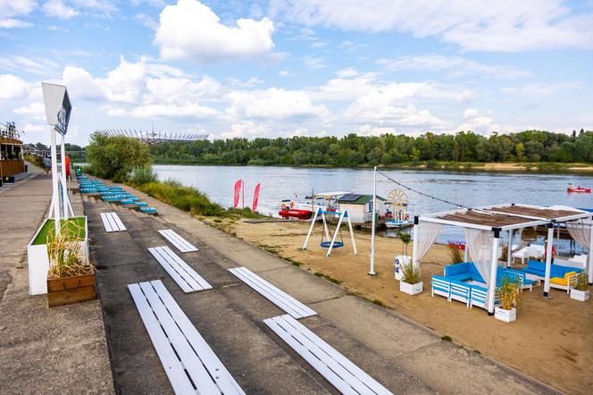 Plaża na Cyplu Czerniakowskim – atrakcje na piasku