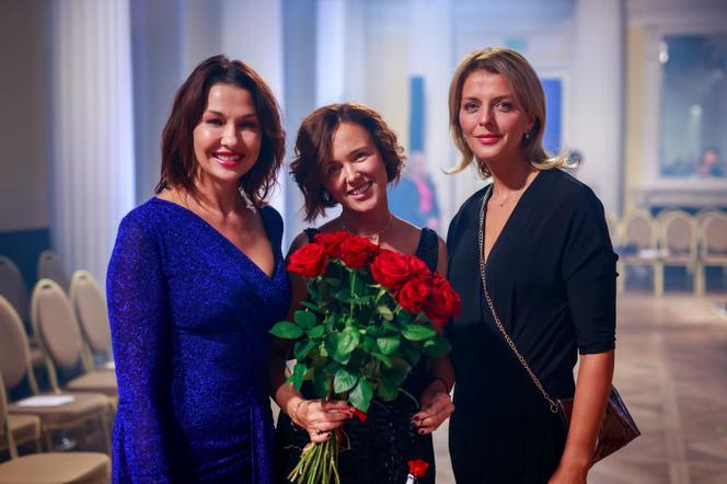 Agnieszka Drewnicka, Kamila Porczyk, Anna Popek na jubileuszu Agio Milano