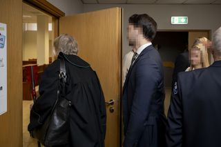 Grzegorz Braun odpowie za zgaszenie świec chanukowych i inne skandale