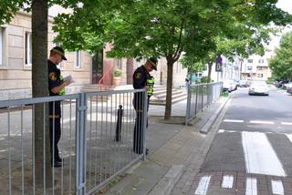 Trwają kontrole strażników miejskich przy warszawskich szkołach