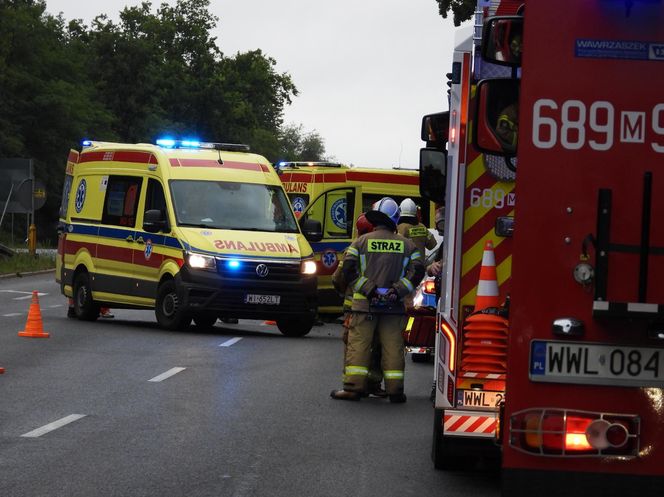 Czołówka pod Wołominem. Dwie osoby w szpitalu