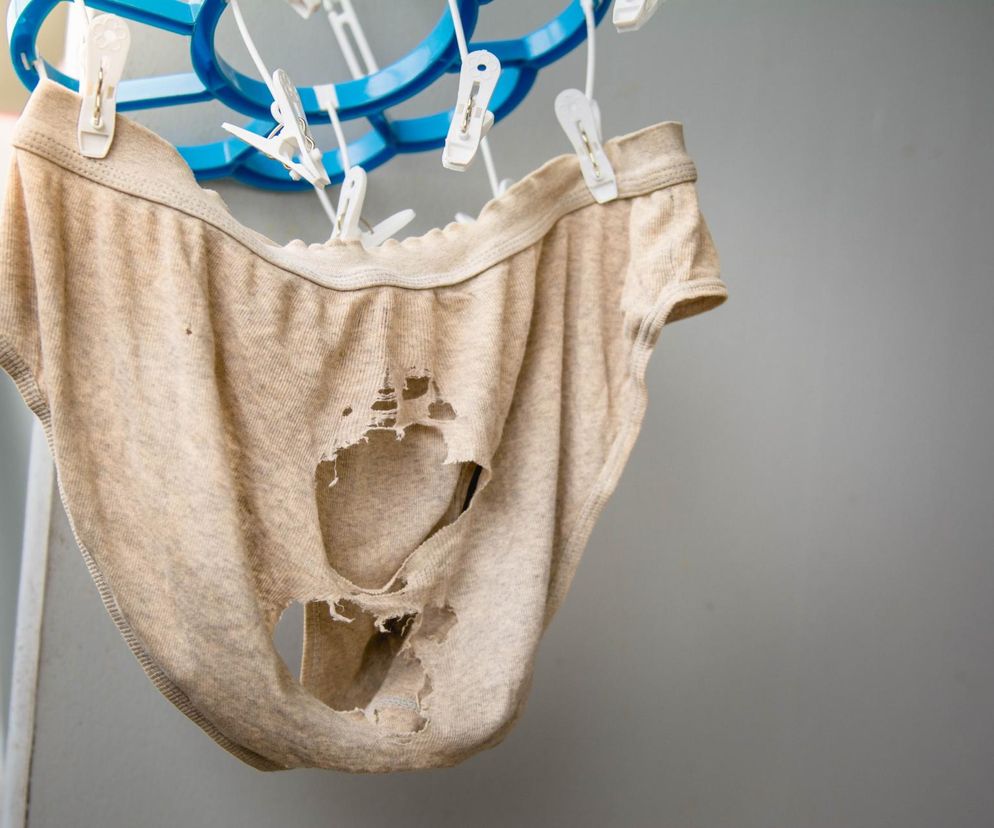 Gdzie wyrzucić stare majtki? 