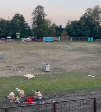 Zniszczona murawa na stadionie w Skarżysku