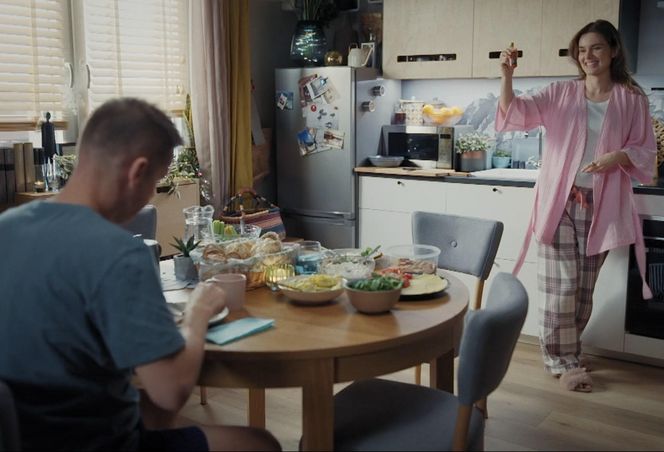 M jak miłość, odcinek 1855: Franka (Dominika Kachlik), Paweł (Rafał Mroczek)