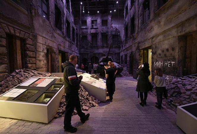 Wystawa główna w Muzeum II Wojny Światowej 