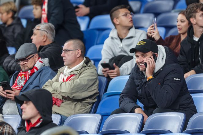 Kibice na meczu Polska -Nowa Zelandia na Stadionie Śląskim