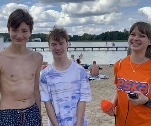 Wakacyjny patrol Eska Summer City na olsztyńskiej Plaży Miejskiej