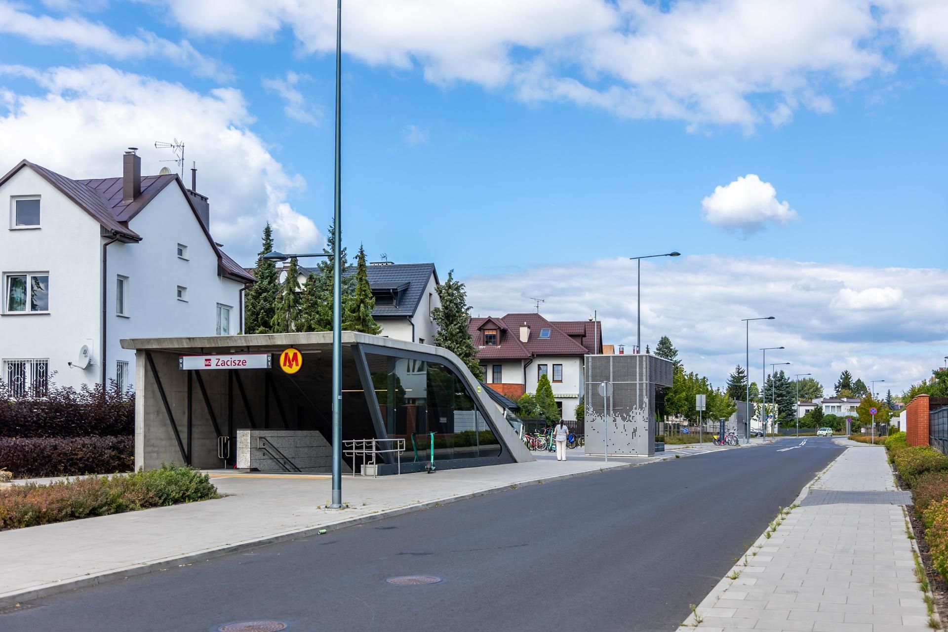 Okolice stacji metro Zacisze w Warszawie