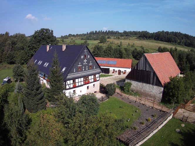 Remont domu szachulcowego w Płóczkach Górnych (Dolny Śląsk)