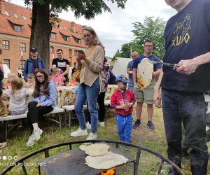 Glina, chleb, mydło (i powidło). Wakacyjne warsztaty w elbląskim muzeum