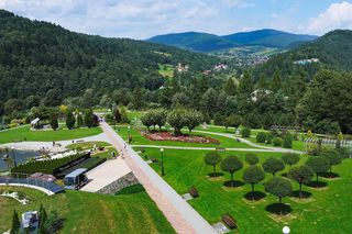 To uzdrowisko bije na głowę Zakopane. W tym roku znów będzie turystycznym hitem [GALERIA]