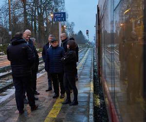 Dodatkowe pociągi ruszyły z Torunia do Czernikowa