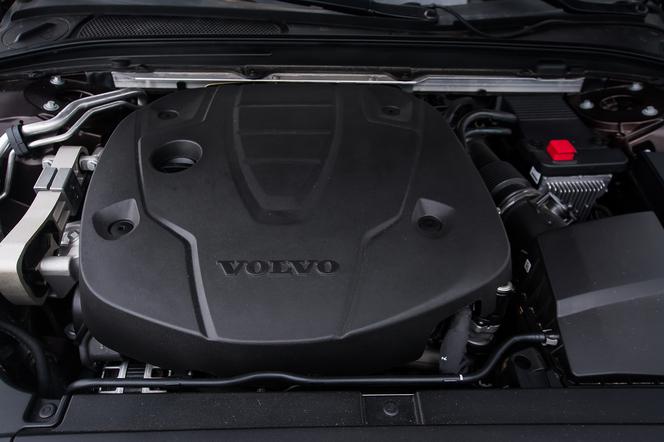 Volvo V90 D5 235 KM AWD