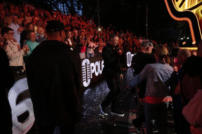 Piaseczny i Chojnacki dali czadu na scenie. Potem padł niezręczny żart
