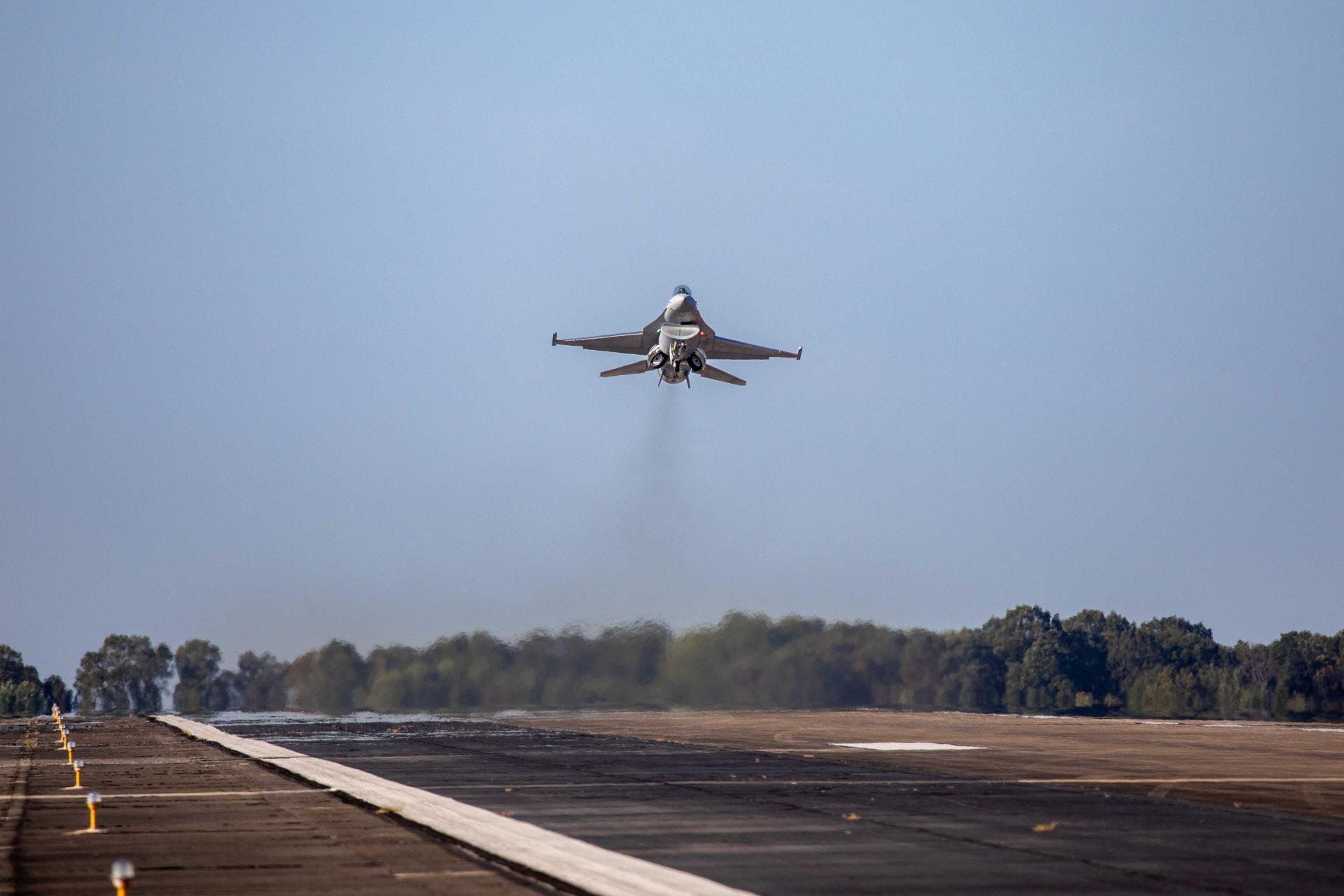 Pierwszy słowacki F-16 Block 70