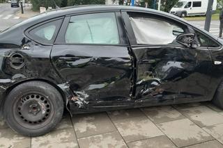 Ranni policjanci! Miejski autobus huknął w radiowóz