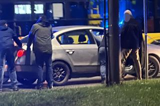 Pościg na Targówku. Na widok policji zaczęli uciekać. Padły strzały