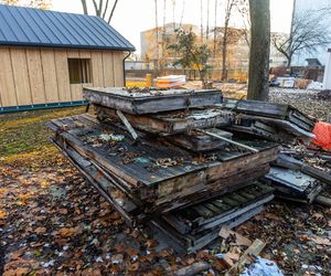 Odbudowa domków fińskich na Polu Mokotowskim