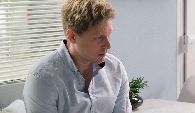 M jak miłość. Co się stanie z Radkiem po rozwodzie Izy i Marcina? Jest wypowiedź Philippe Tłokińskiego