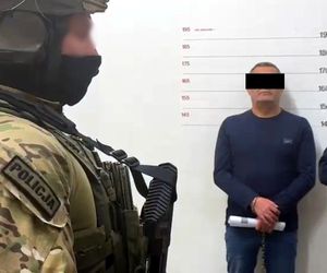 „Cyngiel” stambulskiej mafii wpadł w Warszawie! Miał przy sobie naładowaną broń