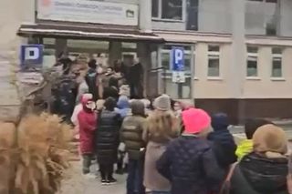 Ogromne kolejki do ośrodka zdrowia pod Olsztynem. Kobiety ruszyły na badania