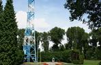 Jedyna wieża spadochronowa w Polsce stoi w Katowicach. Jak przetrwała do dziś?
