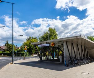 Okolice stacji metro Zacisze w Warszawie