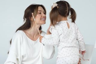 Wersow chwali się córką na Instagramie. 2-letnia Maja chodzi z torebką za tysiące złotych