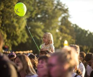 2. Dzień OFF Festivalu w Katowicach: Wzruszenie Edyty Bartosiewicz, niezapomniany koncert Grace Jones