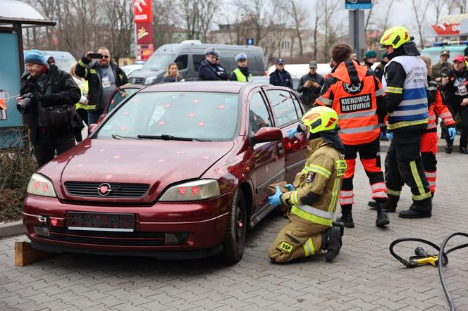 Inscenizacja wypadku, głaskanie alpak i koncerty. Tak gra Wielka Orkiestra Świątecznej Pomocy w Lublinie! 