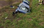 Volkswagen z trójką nastolatków roztrzaskał się na Powiślu Dąbrowski. Dwie osoby były nietrzeźwe