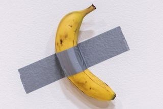 To nie żart. Chcą sprzedać banana za milion dolarów