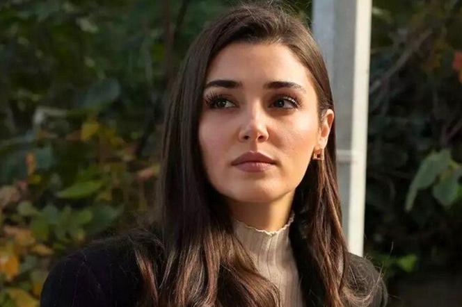 Hande Erçel 