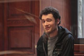 Karl Pfeffer przed sądem. Oskarżony o makabryczne zabójstwo matki 